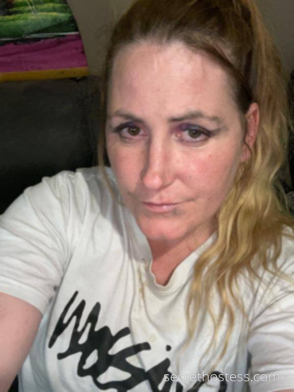 Blonde Milf Cheap Deep Throat Slut Escort