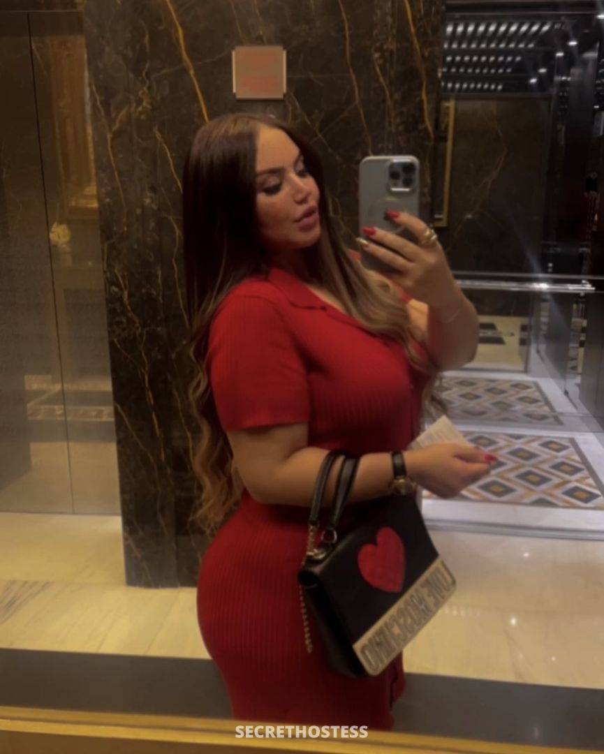 Yara Escort Dubai Moroccan Brunette Nude Massage