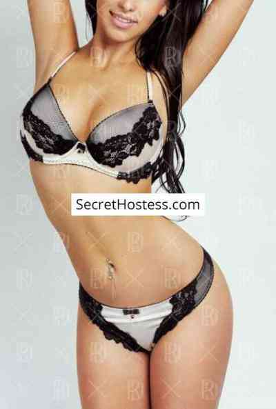 26 year old European Escort in Prague Ariana