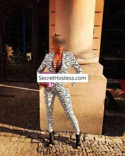 35 Year Old European Escort Berlin Blonde Blue eyes - Image 5