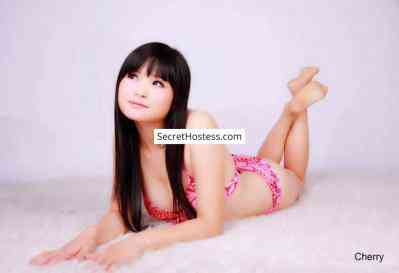 25 Year Old Asian Escort Riyadh Black Hair Black eyes - Image 3