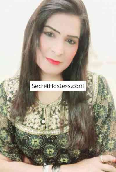 27 year old Indian Escort in Muscat Kiran, Agency