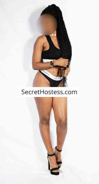 24 Year Old Ebony Escort Abidjan Black Hair Brown eyes - Image 5