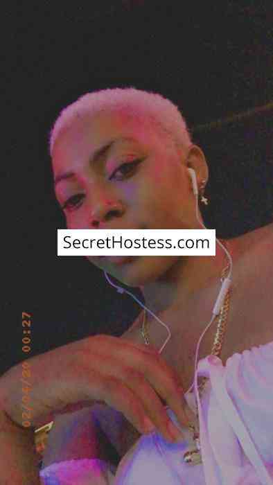 23 Year Old Ebony Escort Lagos Blonde Black eyes - Image 1