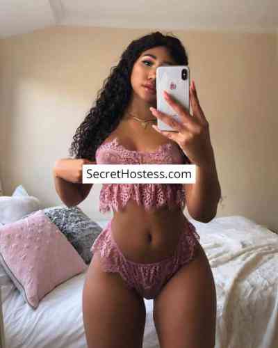 24 Year Old Ebony Escort Salalah Black Hair Brown eyes - Image 1