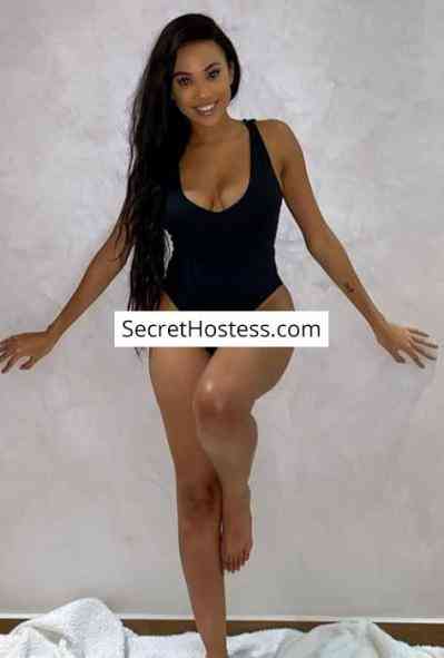 24 Year Old Ebony Escort Doha Black Hair Brown eyes - Image 2