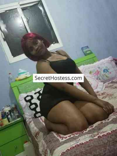 25 Year Old Ebony Escort Jeddah Redhead Brown eyes - Image 3