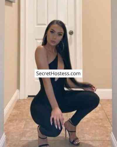 22 Year Old European Escort Jeddah Black Hair Black eyes - Image 5