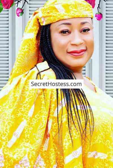 38 Year Old Ebony Escort Abuja Blonde Black eyes - Image 4
