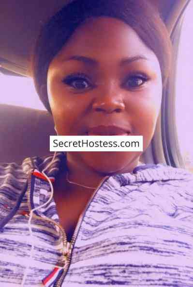 25 Year Old Ebony Escort Lagos Black Hair Brown eyes - Image 5