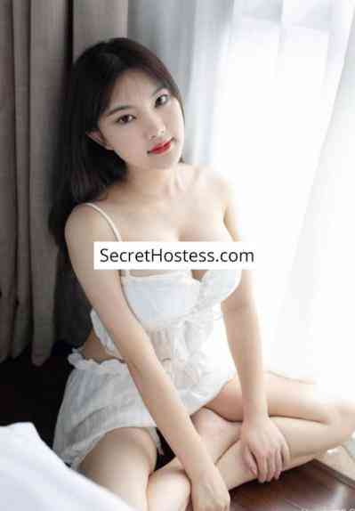 24 Year Old Asian Escort Kuwait City Black Hair Black eyes - Image 1