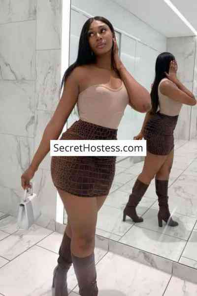 22 Year Old Ebony Escort Salmiya Black Hair Grey eyes - Image 2