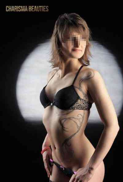 29 year old Central European Escort in Berlin Clair