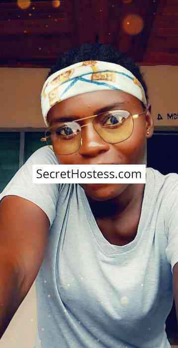 22 Year Old Ebony Escort Kumasi Black Hair Black eyes - Image 1