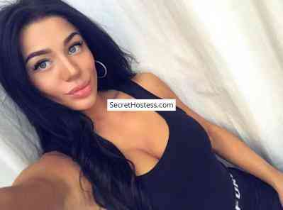 23 Year Old European Escort Shanghai Brown Hair Green eyes - Image 8