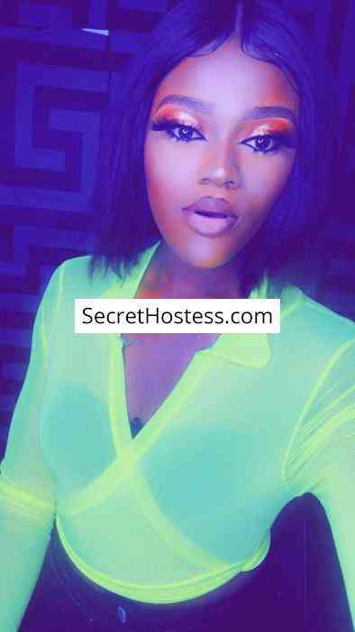 24 Year Old Mixed Escort Accra Redhead Brown eyes - Image 3