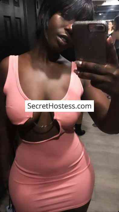 24 Year Old Ebony Escort Accra Black Hair Brown eyes - Image 3