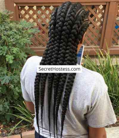 28 Year Old Ebony Escort Accra Black Hair - Image 3