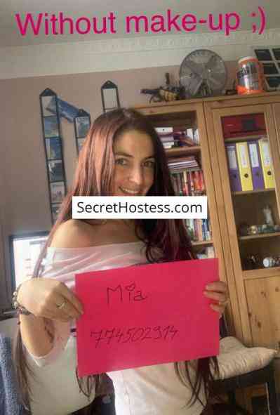 29 Year Old European Escort Antwerp Brown Hair Green eyes - Image 7