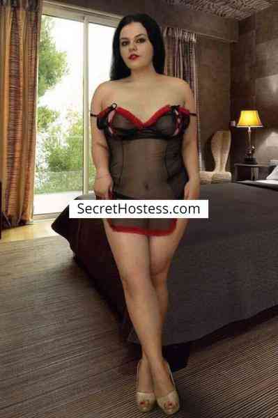 Escort Limerick Black Hair Brown eyes - Image 5