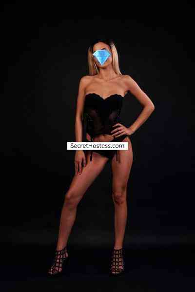 Sellena 18Yrs Old Escort Bologna Image - 4