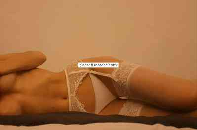 30 Year Old Caucasian Escort Berlin Brunette Brown eyes - Image 1