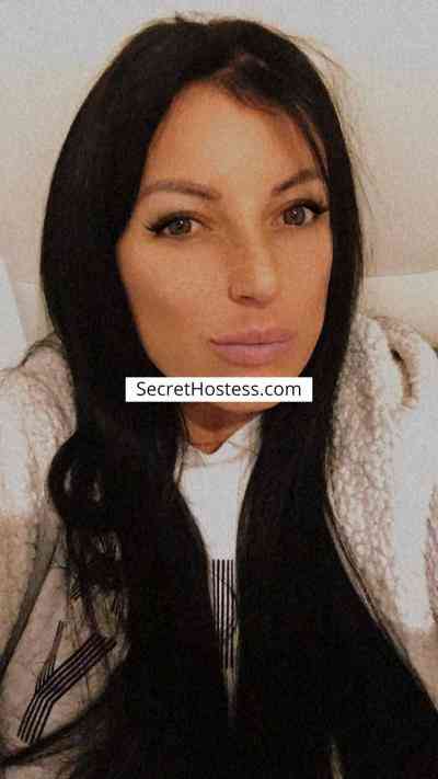 Escort Algarve Brunette Green eyes - Image 2