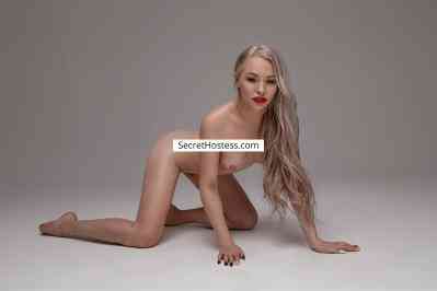 26 Year Old Caucasian Escort Milan Blonde Green eyes - Image 4