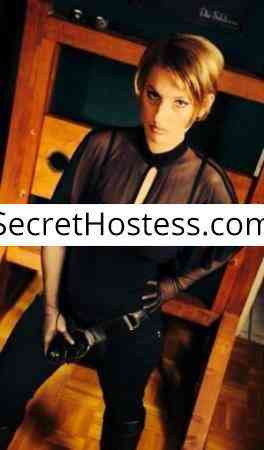 Caucasian Escort Hannover Brown Hair - Image 3