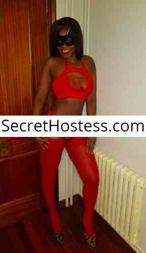 27 Year Old Latin Escort Luxembourg - Image 2