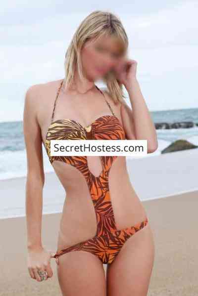 33 Year Old European Escort Lisbon Blonde Green eyes - Image 3