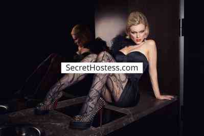 Davina Dust Escort Munich Image - 24