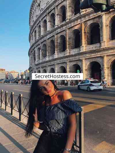 21 Year Old Caucasian Escort Milan Brunette Green eyes - Image 2