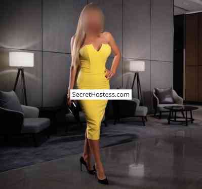 29 Year Old European Escort Hamburg Blonde Green eyes - Image 1