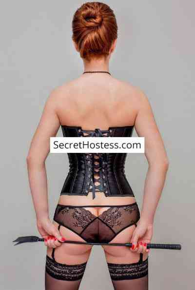 28 Year Old European Escort Madrid Redhead Green eyes - Image 3