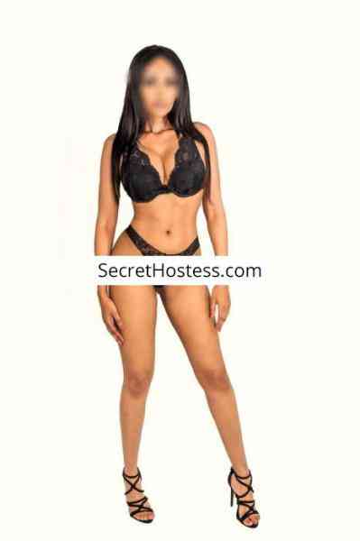 32 Year Old Mixed Escort Zürich Black Hair Brown eyes - Image 4