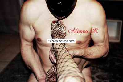 35 Year Old European Escort Limassol Black Hair Green eyes - Image 3