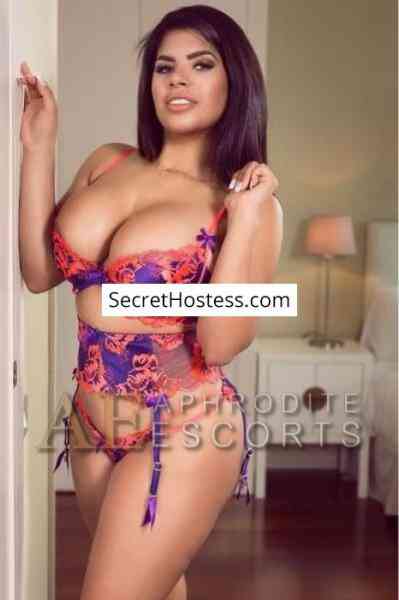 25 Year Old Latin Escort Barcelona Black Hair Brown eyes - Image 5