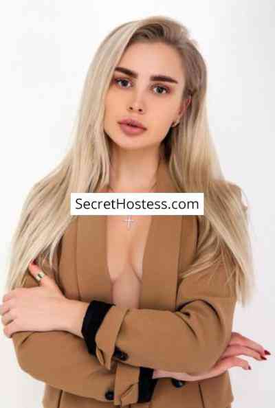 22 year old European Escort in Paris Olli, Agency