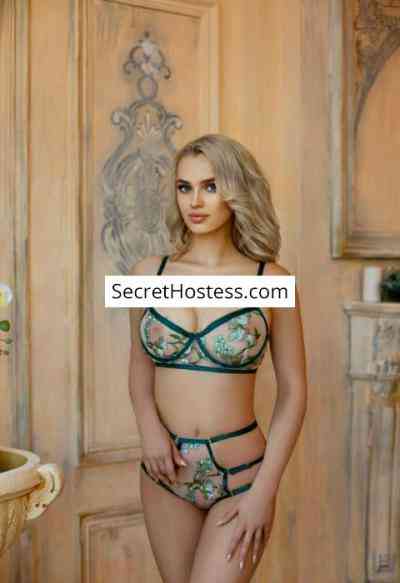 20 Year Old European Escort Hamburg Blonde Green eyes - Image 7