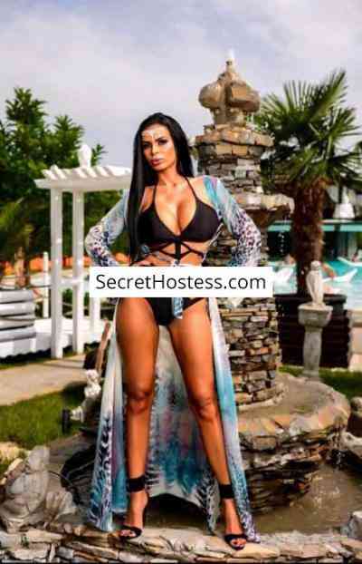 30 Year Old European Escort Brussels Black Hair Blue eyes - Image 4