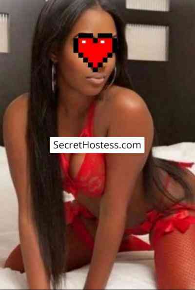 27 Year Old Latin Escort Gozo Black Hair Brown eyes - Image 1