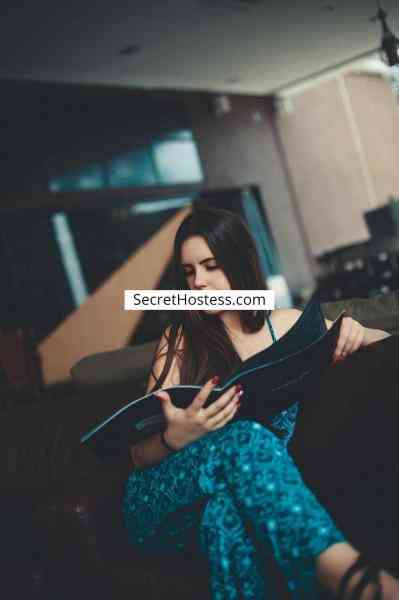 19 Year Old Caucasian Escort Madrid Brunette Brown eyes - Image 1