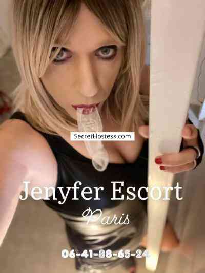 Jenyfer Latex Escort 67KG 169CM Tall Paris Image - 1