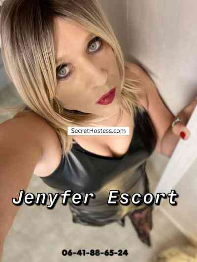 Jenyfer Latex Escort 67KG 169CM Tall Paris Image - 6