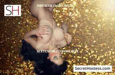 24 Year Old French Escort Geneva Brunette Green eyes - Image 9