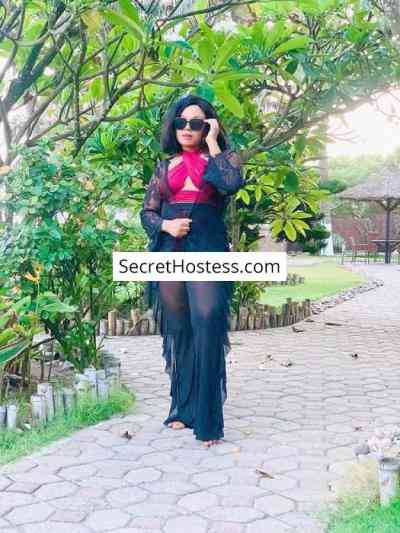 24 Year Old Mixed Escort Accra Black Hair Grey eyes - Image 4