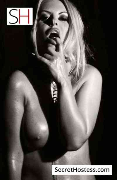 24 year old Latvian Escort in Neuilly-sur-seine Anna, Escort Agency