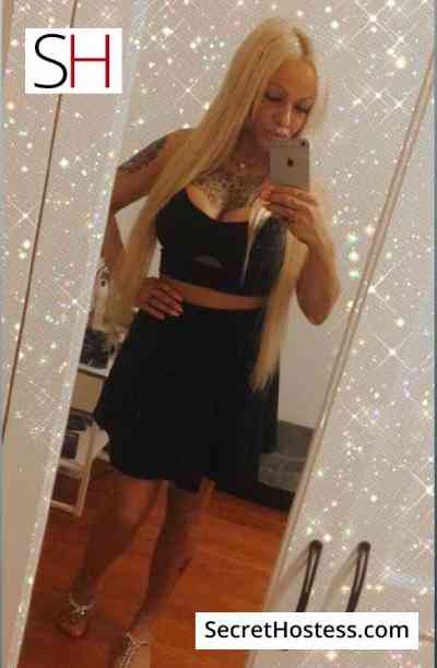 Sex Bomb Sisters 24Yrs Old Escort 58KG 167CM Tall Budapest Image - 4