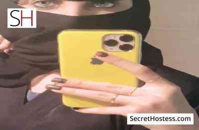 25 Year Old Egyptian Escort Cairo Blonde Hazel eyes - Image 1